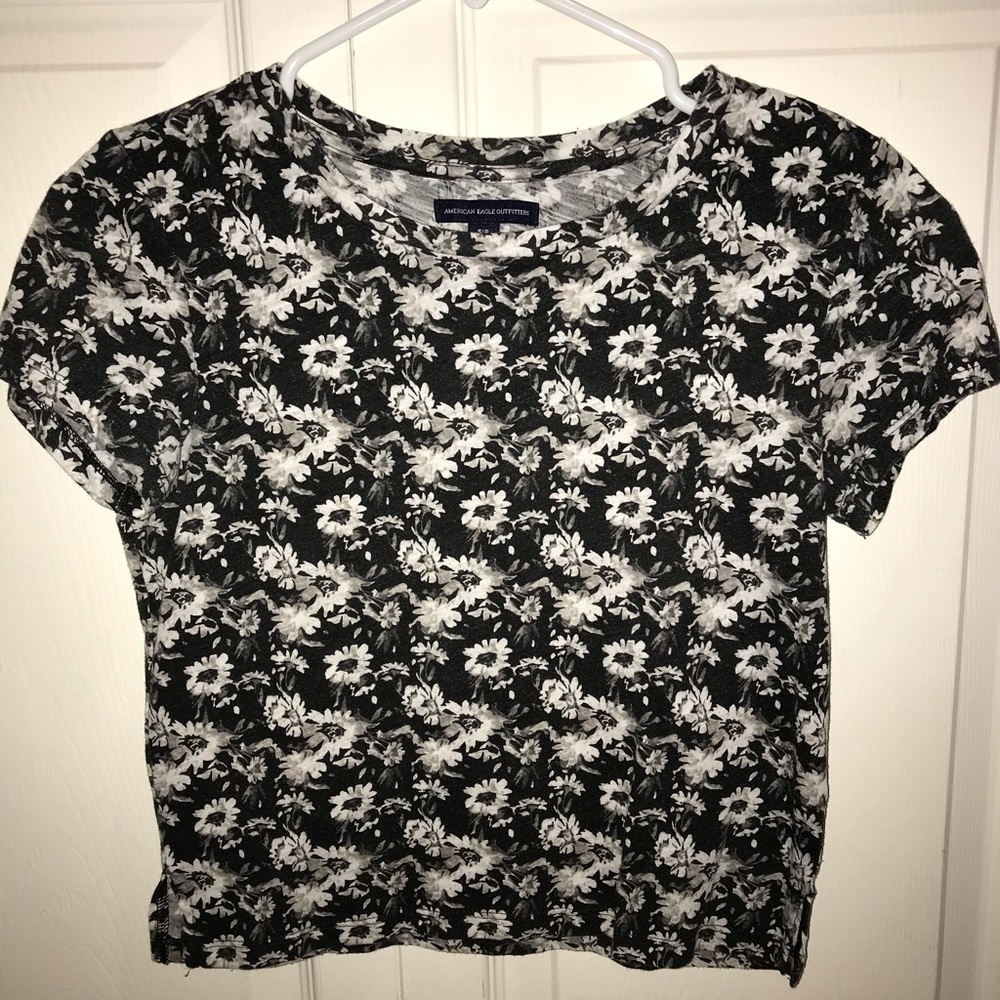 AE floral crop top